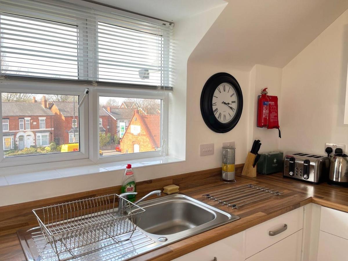 Cosy 2Br Retreat, Near Uni & Qe Hospital, Parking Appartamento Birmingham Esterno foto